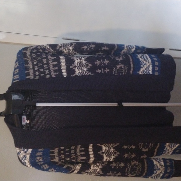 Mossimo Supply Co. Luxe Dark Knit Cardigan Effortless Style & Cozy Comfort, XL - Picture 2 of 4